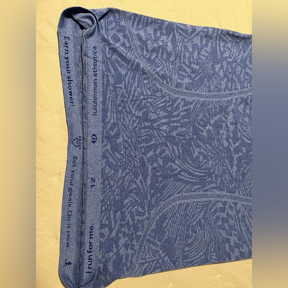 Lululemon Tank - Picture 3 of 4